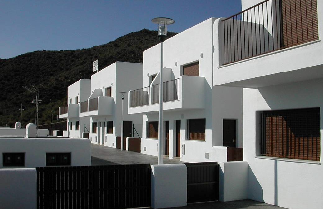 Project and Direction of 14 houses in San José, Níjar (Almería) 2003