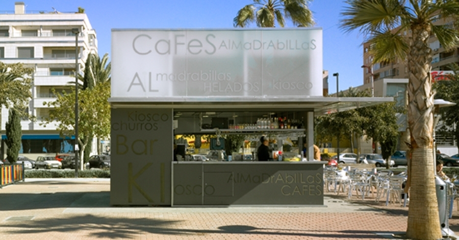 Kiosks next to the Port of Almería. 2006.