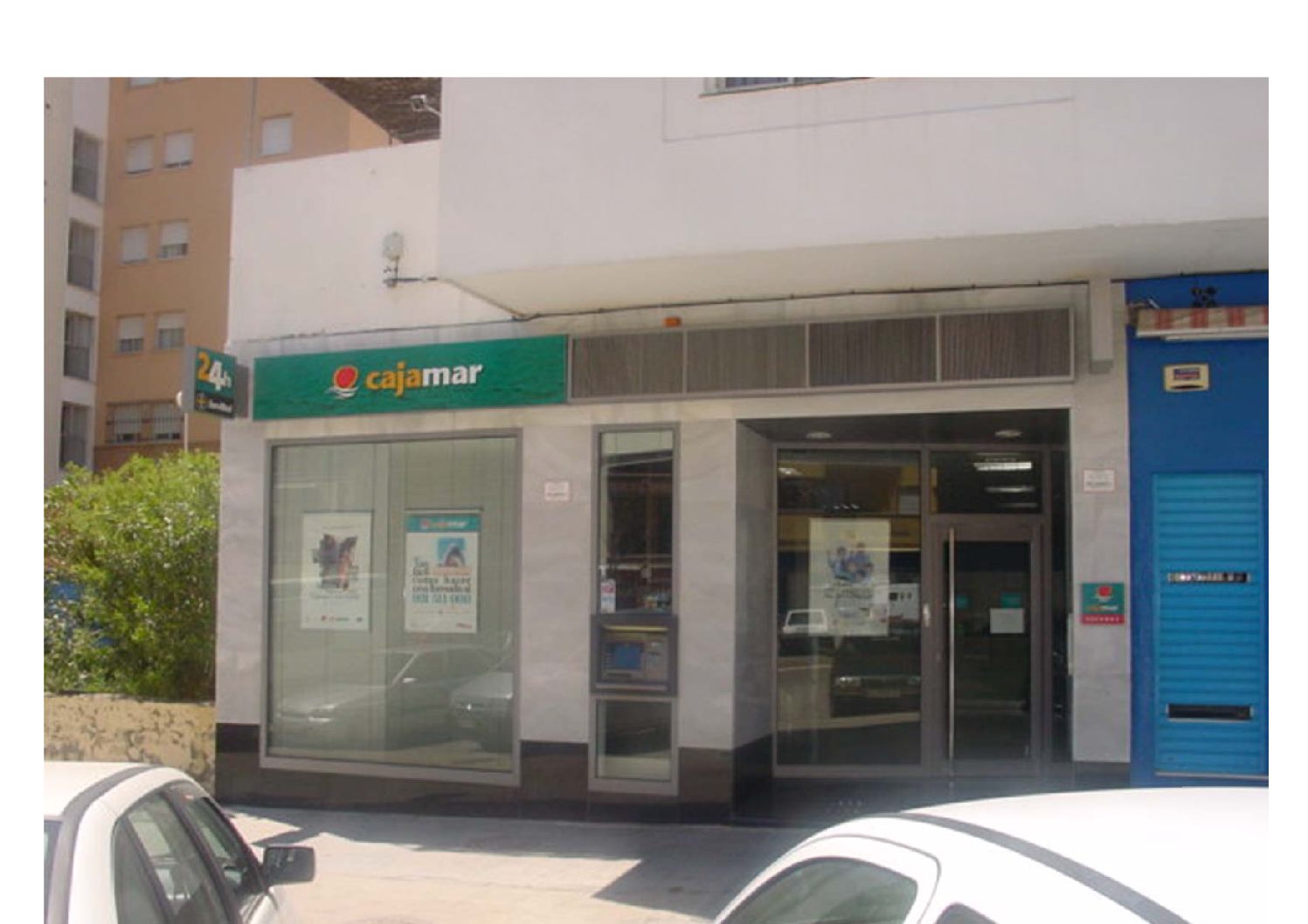 Cajamar Office in Algeciras. Cádiz. 2002.