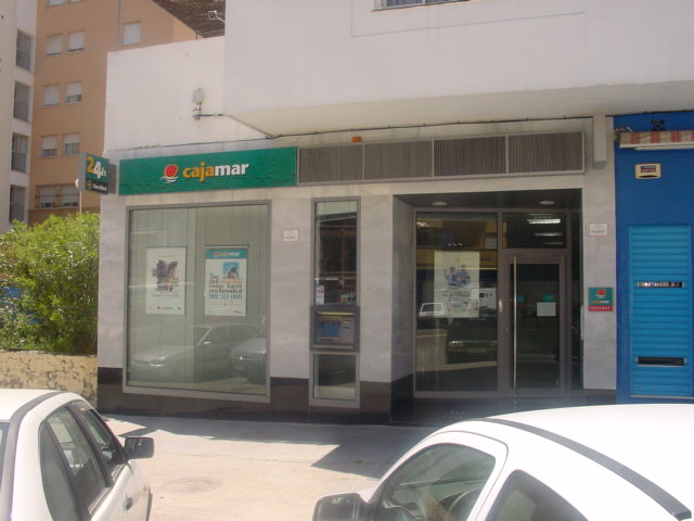 Proyecto y Dirección de obra de Oficina de Cajamar en Algeciras (Cádiz) 2002