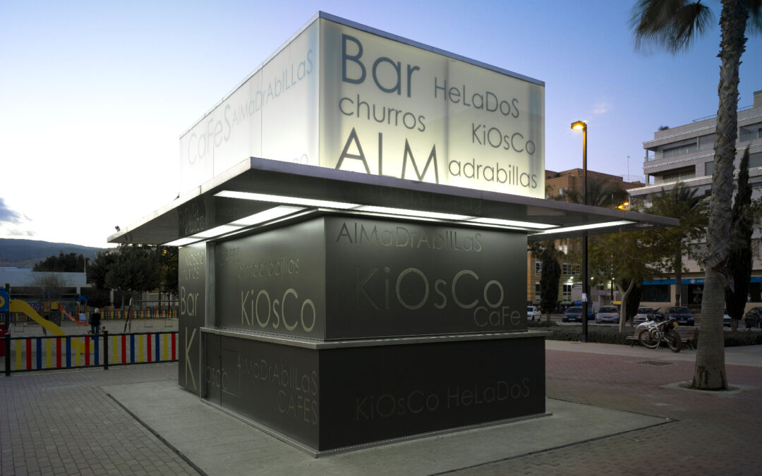 Proyecto y Dirección de Obra de Kioscos en las Almadrabillas (Almería) 2008