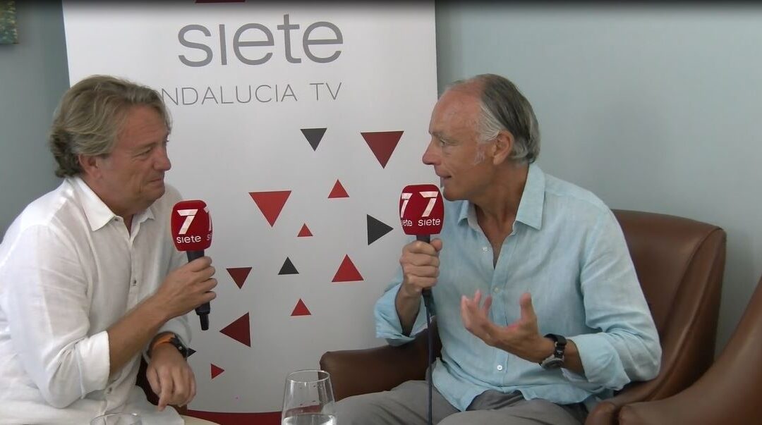 José Ángel Ferrer en Siete TV hablando sobre HUMANIZA