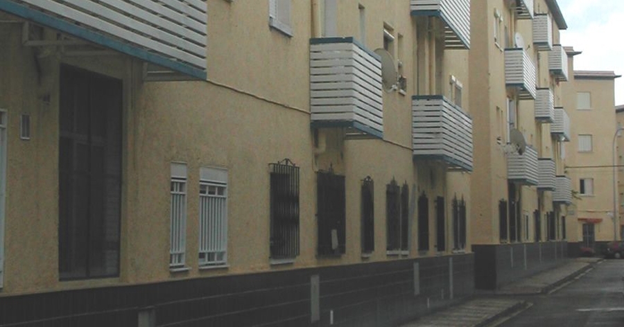 Proyecto y Dirección de Obra de la Rehabilitación de 388 viviendas en El Tagarete (AlmerÃa) 2006